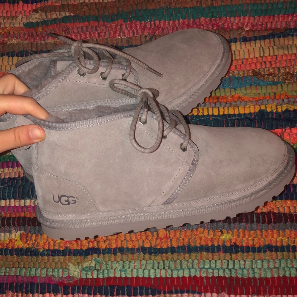 NWOT Ugg women’s neumel chukka boots